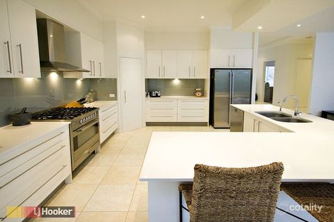 Property photo of 15 Bramwell Court Cashmere QLD 4500