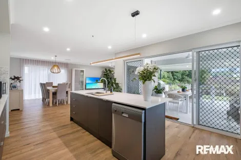 Property photo of 2 White Oak Place Perwillowen QLD 4560