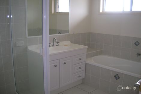 Property photo of 24 Kestrel Court Eli Waters QLD 4655