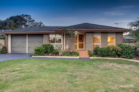 Property photo of 13 Newstead Way Wantirna South VIC 3152