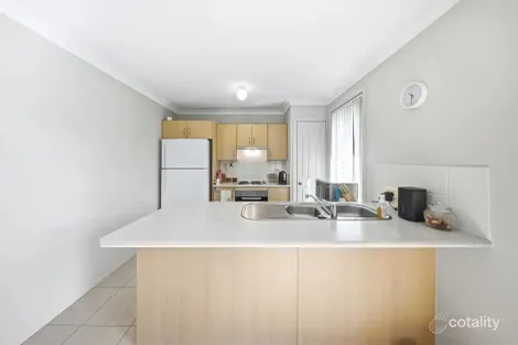 Property photo of 2/87 Clayton Crescent Rutherford NSW 2320