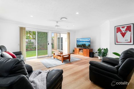 Property photo of 252 Nineteenth Avenue Elanora QLD 4221