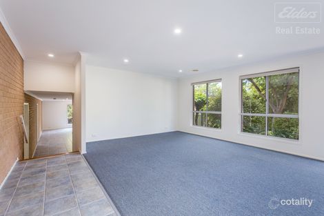 Property photo of 9 Chardonay Place Queanbeyan West NSW 2620