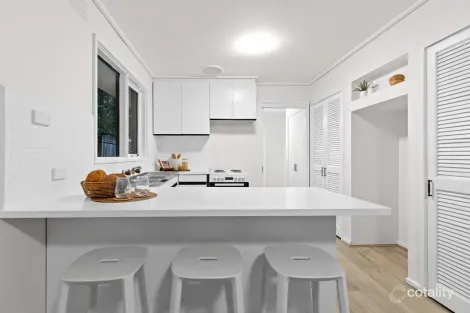 Property photo of 55 Silvertop Crescent Frankston North VIC 3200