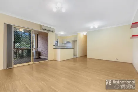 1/253-255 Dunmore St, Pendle Hill, NSW 2145