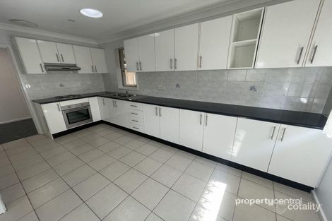 Property photo of 31 Bougainville Road Lethbridge Park NSW 2770