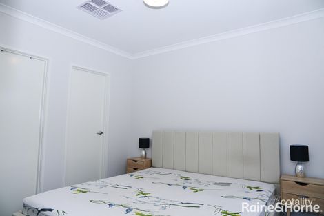 Property photo of 3 Hazelnut Road Manor Lakes VIC 3024