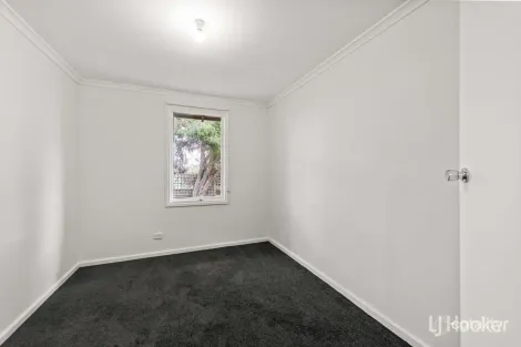 Property photo of 11 Conmurra Court Craigmore SA 5114