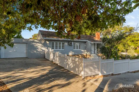 Property photo of 26 Buzza Street St James WA 6102