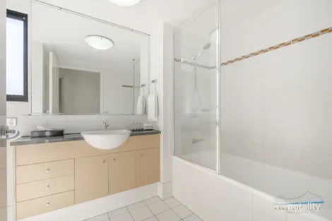 Property photo of 94/15 Goodwin Street Kangaroo Point QLD 4169