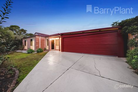 Property photo of 3 Harness Place Pakenham VIC 3810