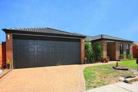28 Chardonnay Dr, Skye, VIC 3977