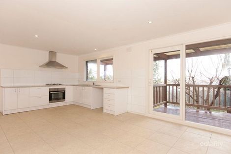 Property photo of 2 Peppermint Court Hampton Park VIC 3976