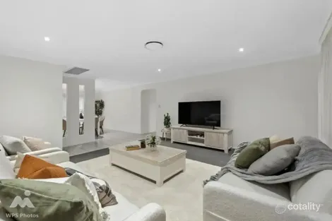 10 Kensington Pl, Wishart, QLD 4122