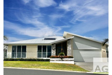 Property photo of 18 Noosa Crescent Red Head NSW 2430