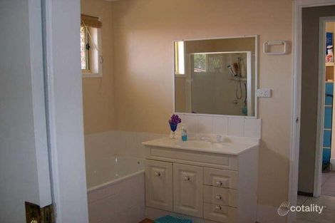 Property photo of 6 Wombat Place Doolandella QLD 4077