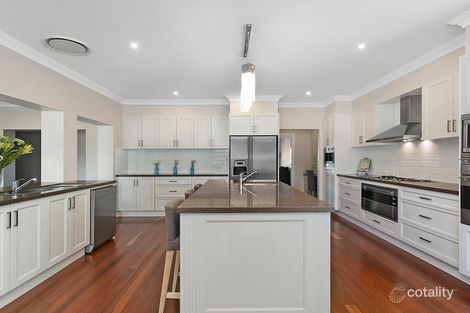 Property photo of 17 Pepperfields Place Grasmere NSW 2570