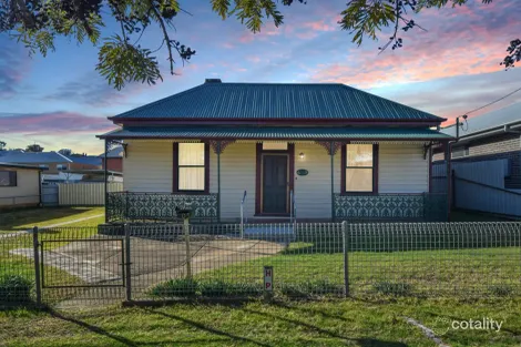 105 Nasmyth St, Young, NSW 2594