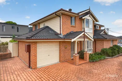 2/6 Carinya Rd, Girraween, NSW 2145