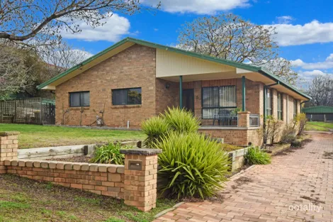 Property photo of 33 Cowper Street Young NSW 2594