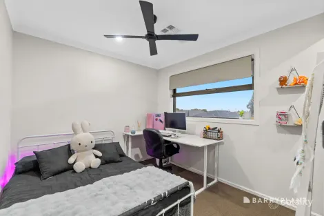 Property photo of 68 Aspire Boulevard Fraser Rise VIC 3336