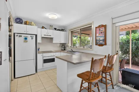 Property photo of 2/6 Carinya Road Girraween NSW 2145