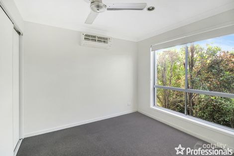 Property photo of 39 Makybe Diva Drive Ooralea QLD 4740