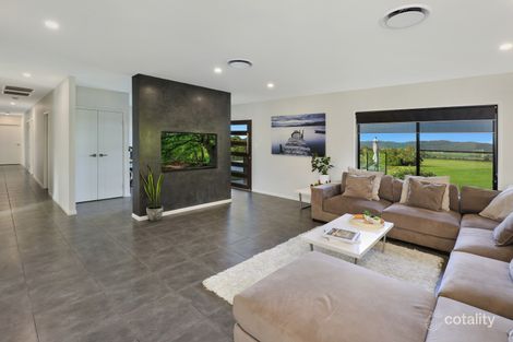 Property photo of 21 Hughes Place Valdora QLD 4561