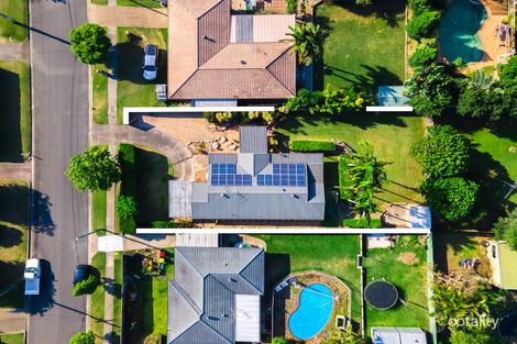 13 Penfold St, Hillcrest, QLD 4118