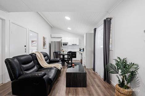 Property photo of 3 Panache Street Molendinar QLD 4214