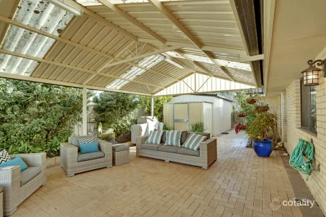 Property photo of 8 Chapel Court West Busselton WA 6280