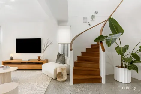 Property photo of 16 Twenty Fourth Avenue Palm Beach QLD 4221