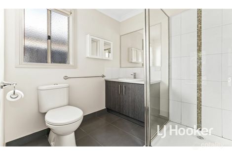 Property photo of 45 Thwaites Road Pakenham VIC 3810