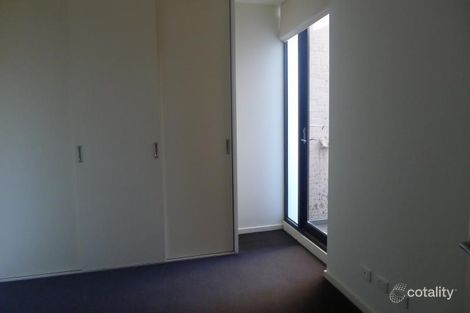 Property photo of 11/63 Ormond Esplanade Elwood VIC 3184