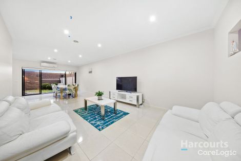 Property photo of 212 Cairnlea Drive Cairnlea VIC 3023