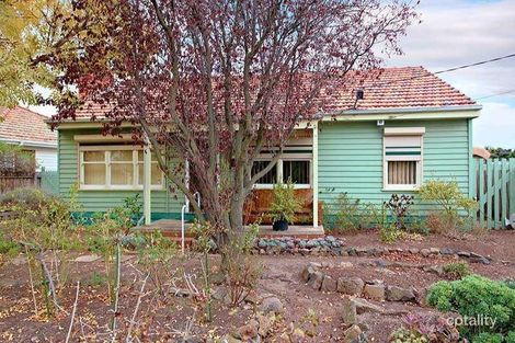 11 Welwyn Pde, Deer Park, VIC 3023