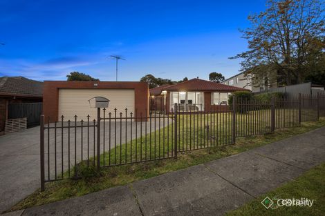 48 Chalcot Dr, Endeavour Hills, VIC 3802