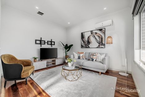 Property photo of 2/42 Diosma Crescent Nunawading VIC 3131