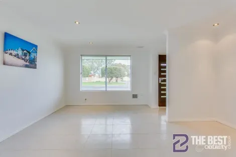 Property photo of 34B Chidzey Drive Seville Grove WA 6112