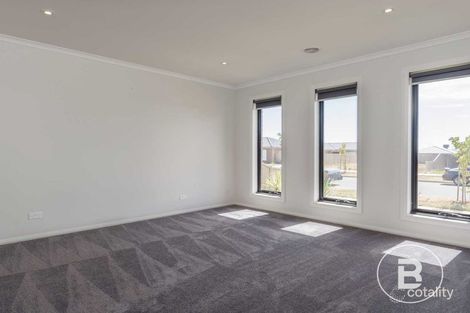 Property photo of 7 Seaford Street Alfredton VIC 3350