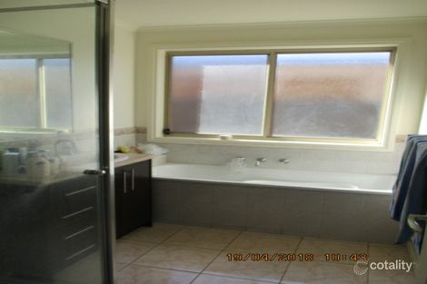 Property photo of 13 Scholar Drive Manor Lakes VIC 3024