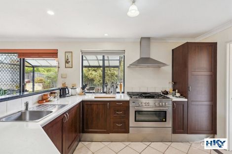 Property photo of 71 Bronzewing Avenue Ellenbrook WA 6069