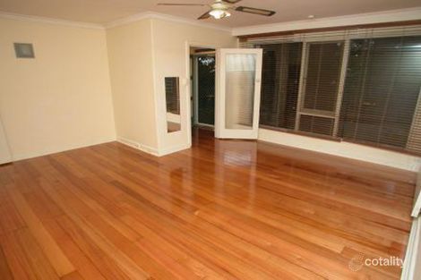 Property photo of 9/81 Victoria Crescent Mont Albert VIC 3127