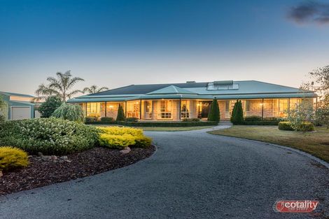 160 Eleven Mile Rd, Tynong, VIC 3813