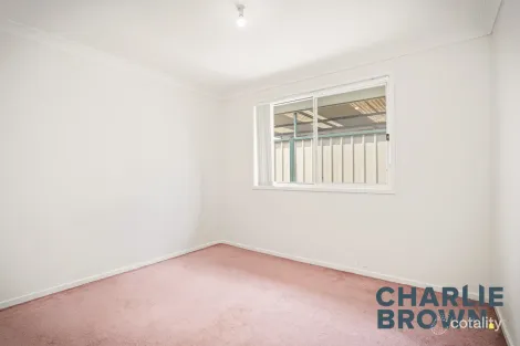 Property photo of 10 Glenview Grove Glendenning NSW 2761