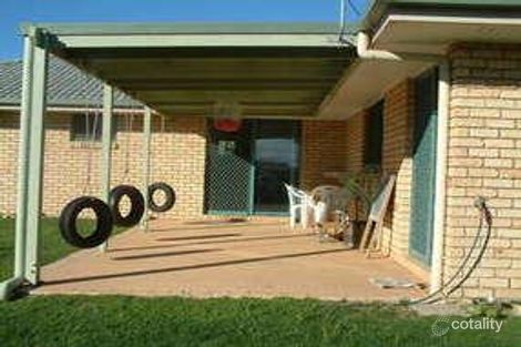 Property photo of 10 Loftus Place Sandstone Point QLD 4511