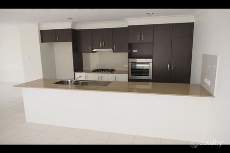 Property photo of 8 Sandover Circuit Holmview QLD 4207
