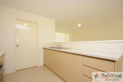 Property photo of 2/26 Morgan Street Cannington WA 6107