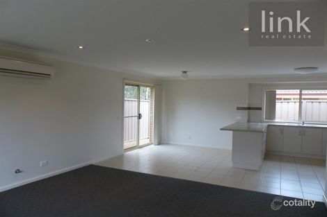 Property photo of 1/26 Hotham Circuit Thurgoona NSW 2640