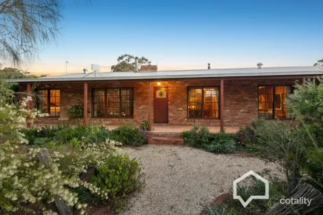 550 Huntly-Fosterville Rd, Wellsford, VIC 3551